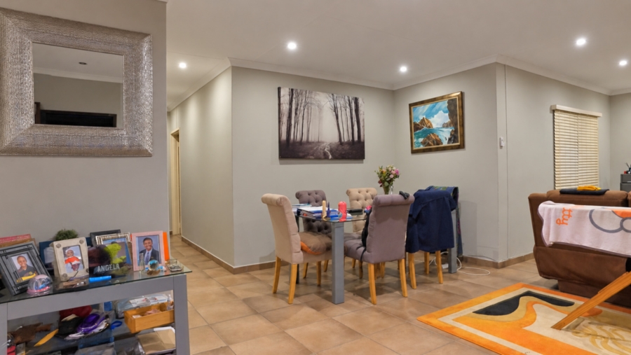 3 Bedroom Property for Sale in Waterkloof East North West